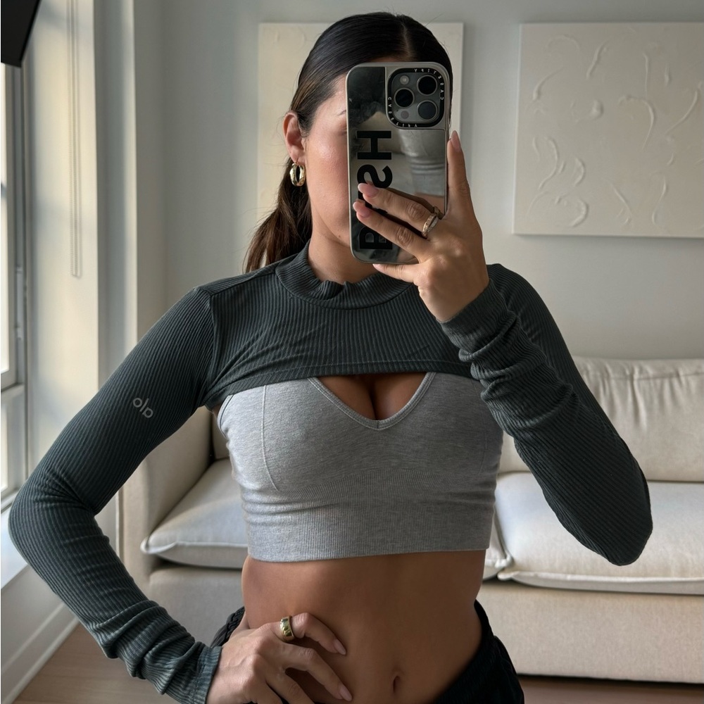 Alo workout sleeves XS